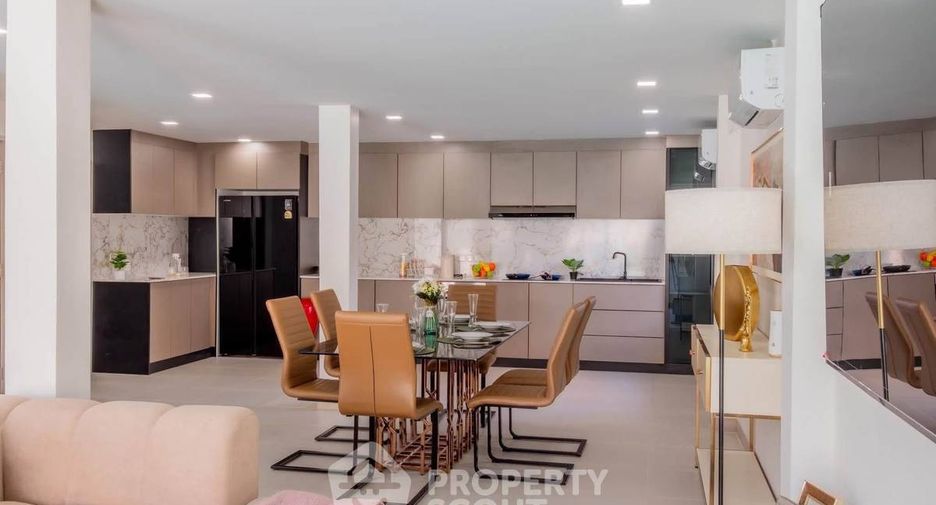 For sale 7 ベッドルーム villa in Bang Lamung, Chonburi