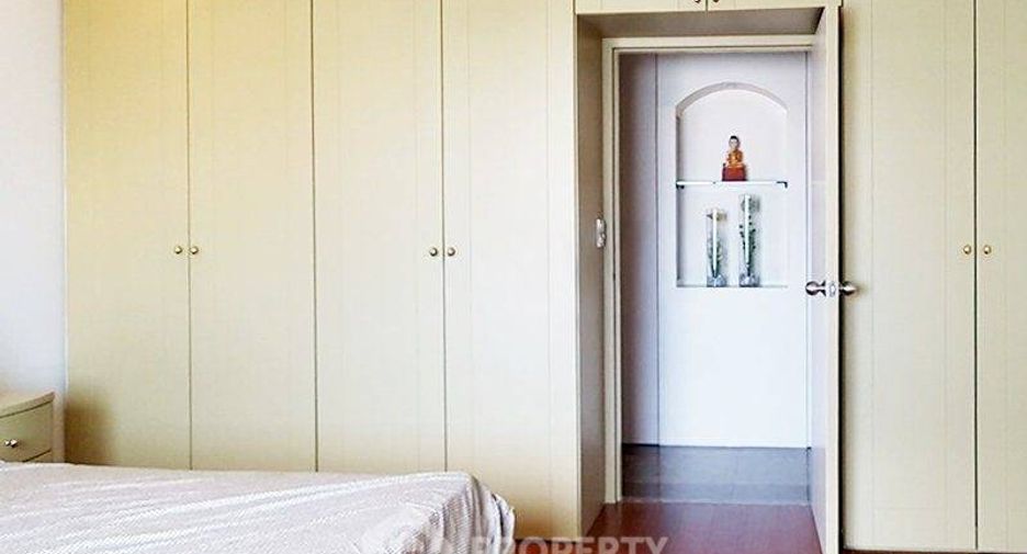 For sale 1 bed condo in Watthana, Bangkok
