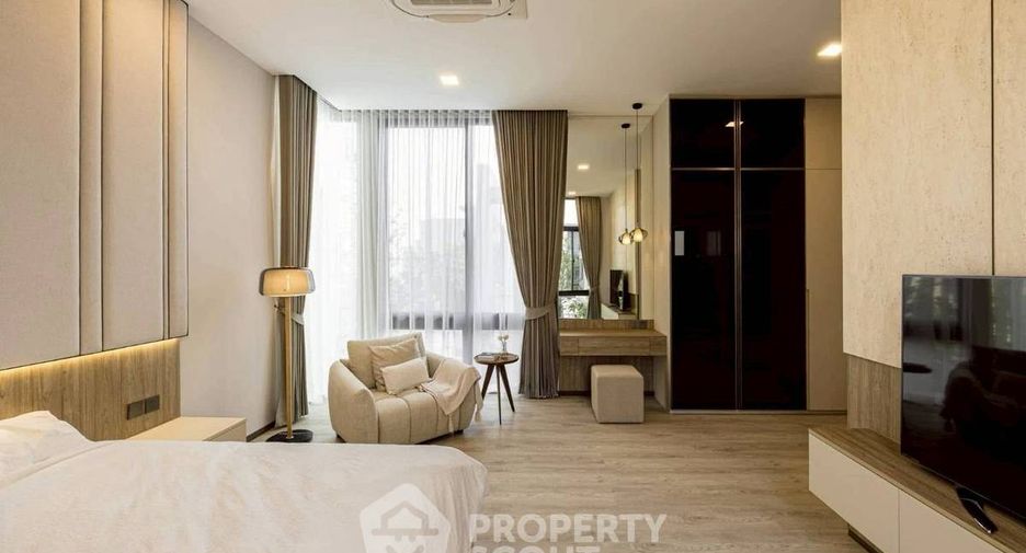 For sale 4 ベッドルーム house in Saphan Sung, Bangkok