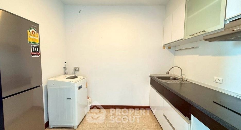 Condo en alquiler de 2 habitaciones en Watthana, Bangkok