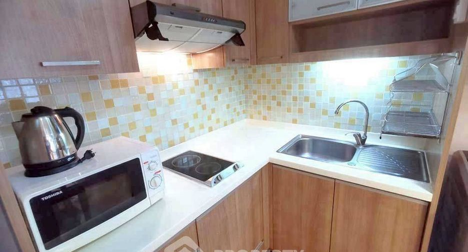 Condo en alquiler de 2 habitaciones en Khlong Toei, Bangkok