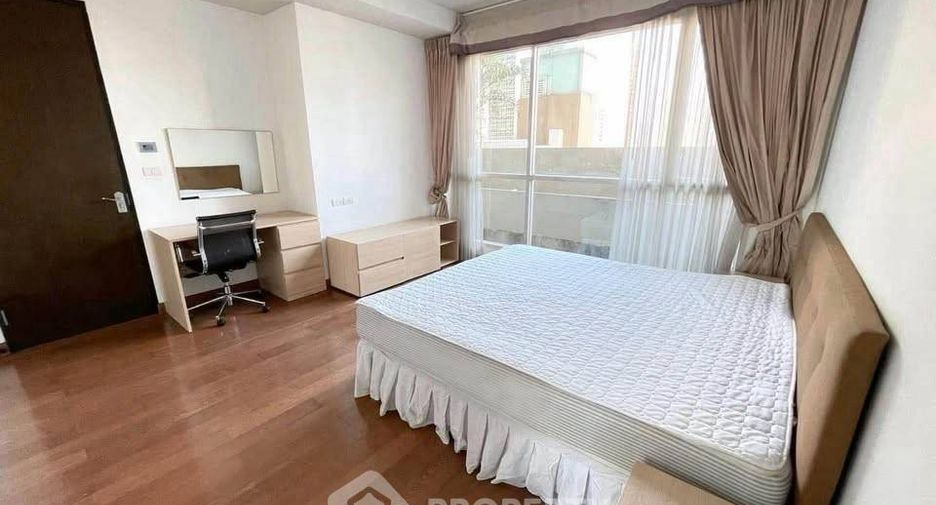 À louer 3 chambres condo à Pathum Wan, Bangkok