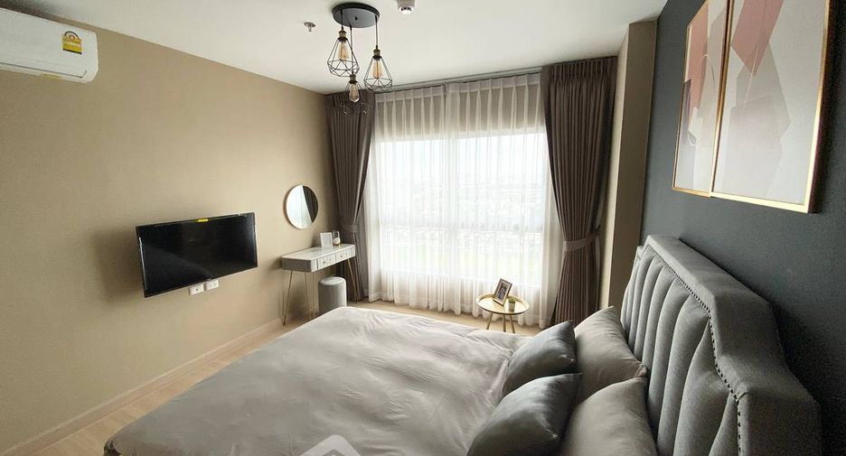 Condo en alquiler de 2 habitaciones en Huai Khwang, Bangkok