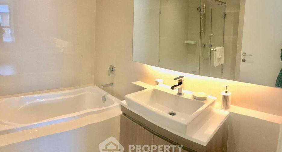 For sale 2 bedrooms condo in Khlong Toei, Bangkok