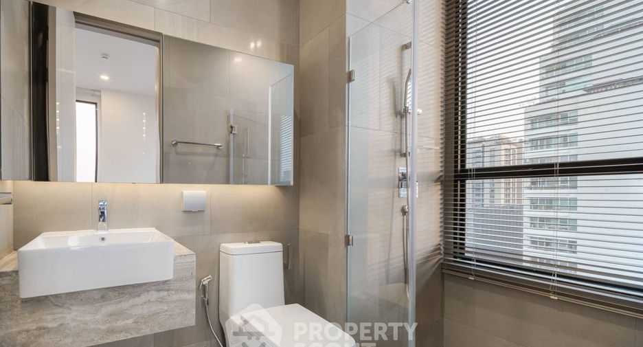 For rent 2 bedrooms condo in Ratchathewi, Bangkok