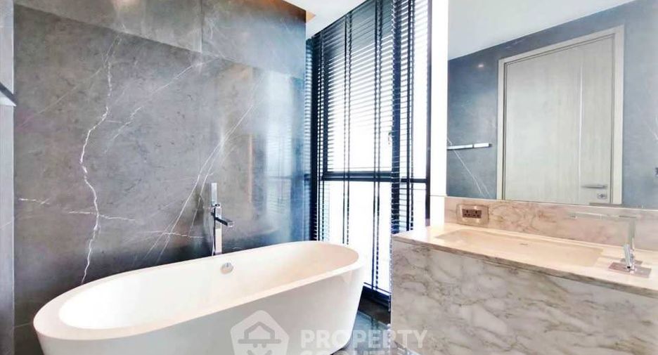 Condo en alquiler de 2 habitaciones en Watthana, Bangkok