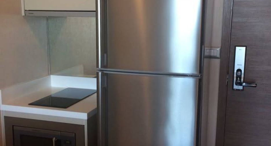 For rent 1 bed condo in Sathon, Bangkok