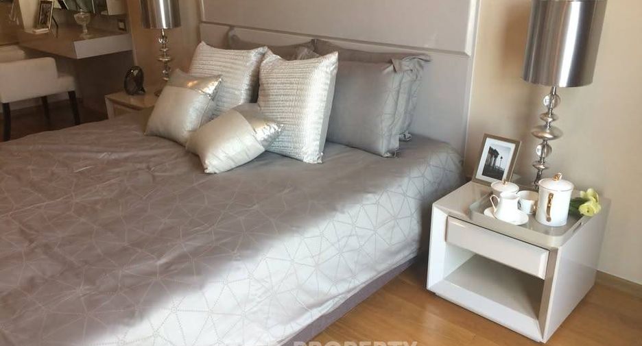 For rent 1 bed condo in Sathon, Bangkok