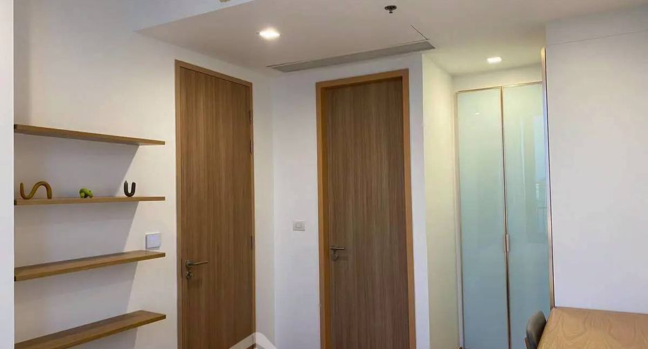 For rent 2 bedrooms condo in Watthana, Bangkok