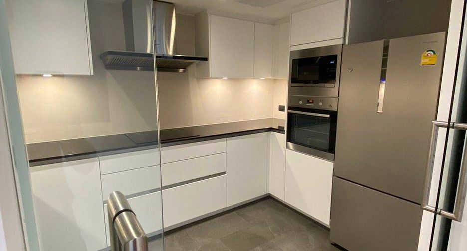 Продажа 3 спальни кондо в Патхум Щан, Бангкок