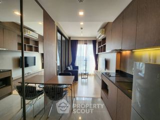 For sale 1 Beds condo in Phaya Thai, Bangkok
