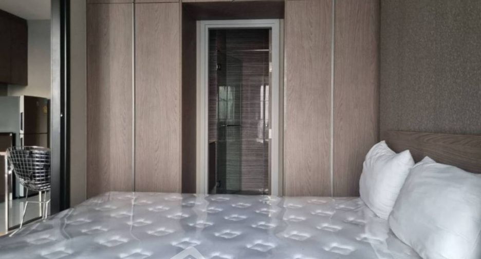 For sale 1 bed condo in Phaya Thai, Bangkok