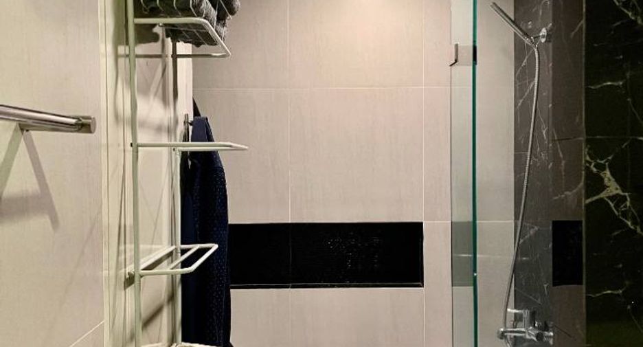 À vendre 1 chambre condo à Khlong Toei, Bangkok