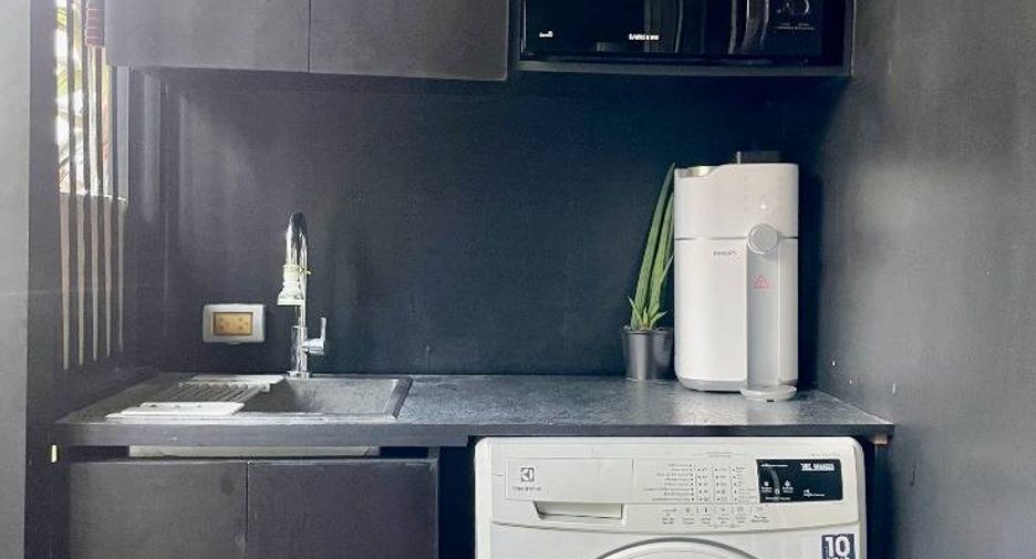 À vendre 1 chambre condo à Khlong Toei, Bangkok