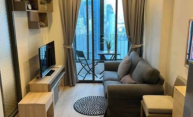 À vendre 1 chambre condo à Huai Khwang, Bangkok