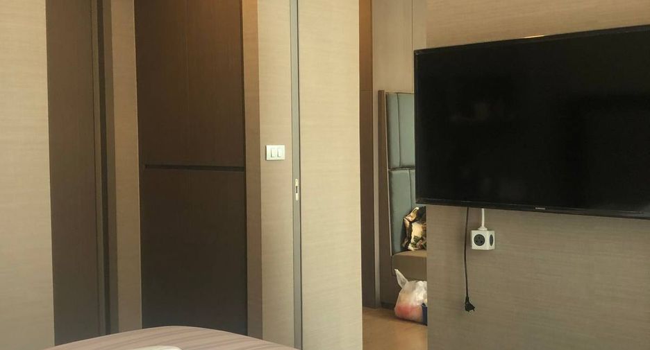 For sale 1 bed condo in Sathon, Bangkok