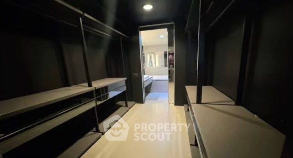 À vendre 2 chambres condo à Huai Khwang, Bangkok