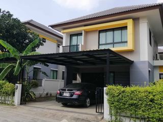 For sale 3 bedrooms house in Si Racha, Chonburi