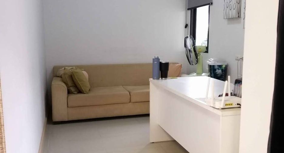 For sale 3 bedrooms house in Si Racha, Chonburi