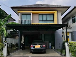 For sale 3 bedrooms house in Si Racha, Chonburi