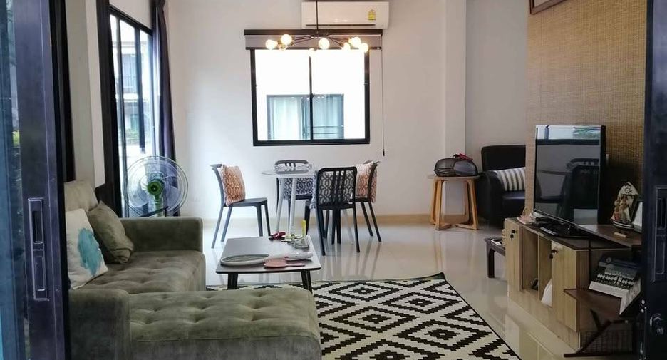 For sale 3 bedrooms house in Si Racha, Chonburi