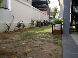 For sale 3 bedrooms house in Si Racha, Chonburi