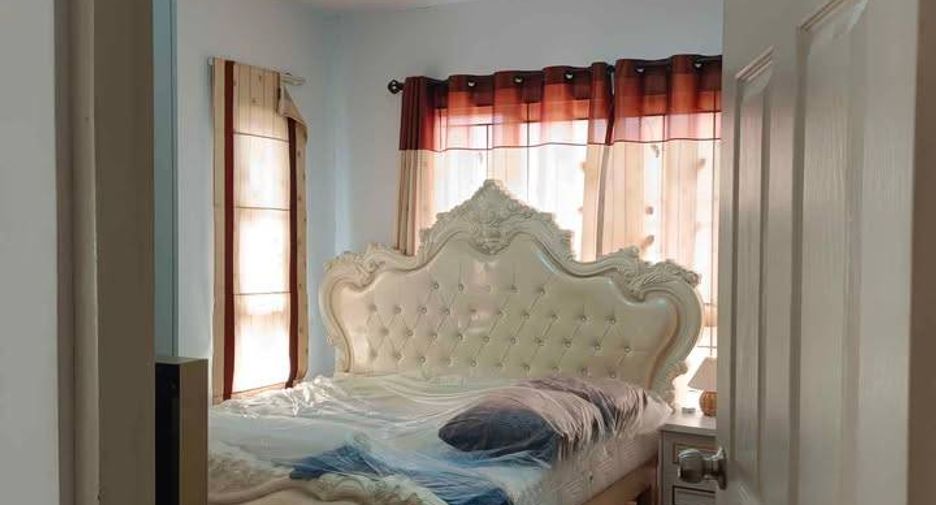 Haus zum Kauf mit 4 Zimmer in Mueang Chon Buri, Chonburi