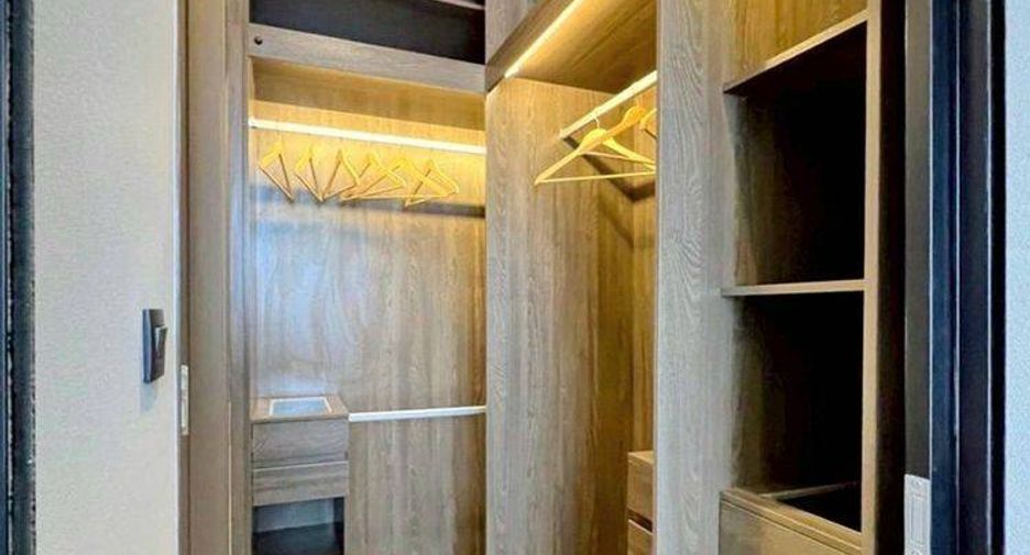 Condo en alquiler y en venta de 1 habitaciones en Watthana, Bangkok