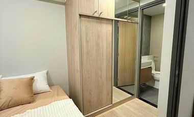 À vendre 1 chambre condo à Din Daeng, Bangkok