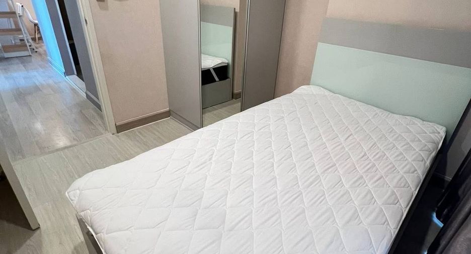 Condo en venta de 2 habitaciones en Huai Khwang, Bangkok