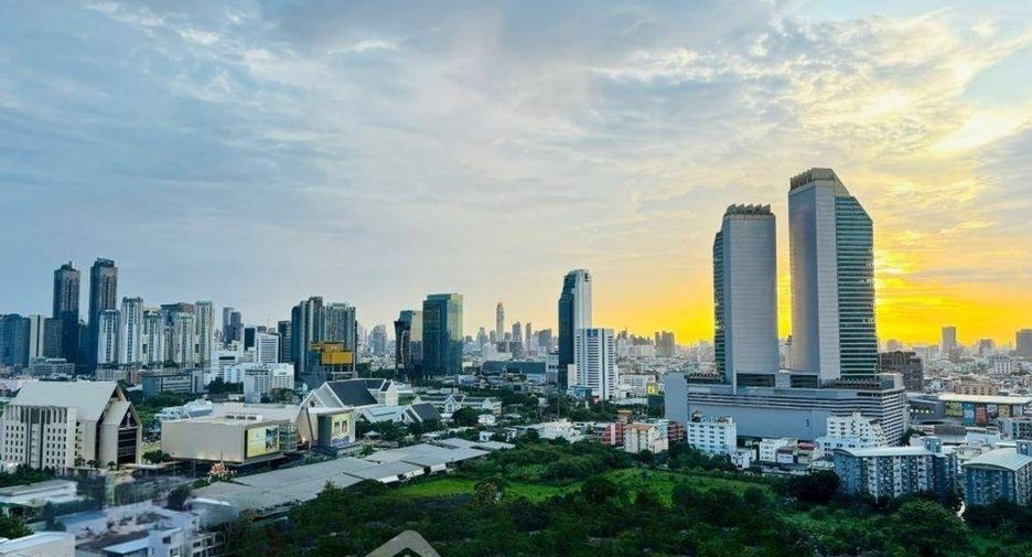 出售 1 卧室 公寓 在 Huai Khwang, 曼谷