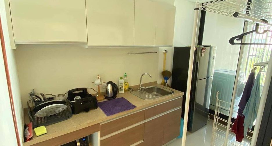 For sale 2 bedrooms condo in Sathon, Bangkok
