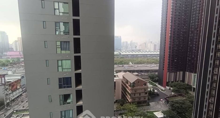 For sale 1 bed condo in Huai Khwang, Bangkok