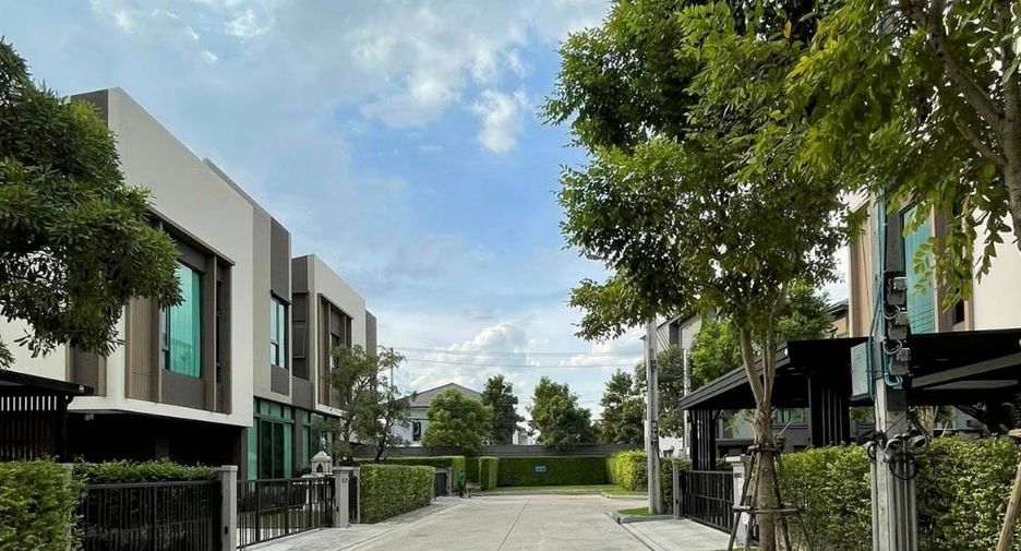 Condo en venta de 3 habitaciones en Prawet, Bangkok