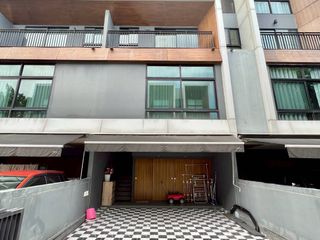 出租 和 出售 3 卧室 联排别墅 在 Lat Phrao, 曼谷