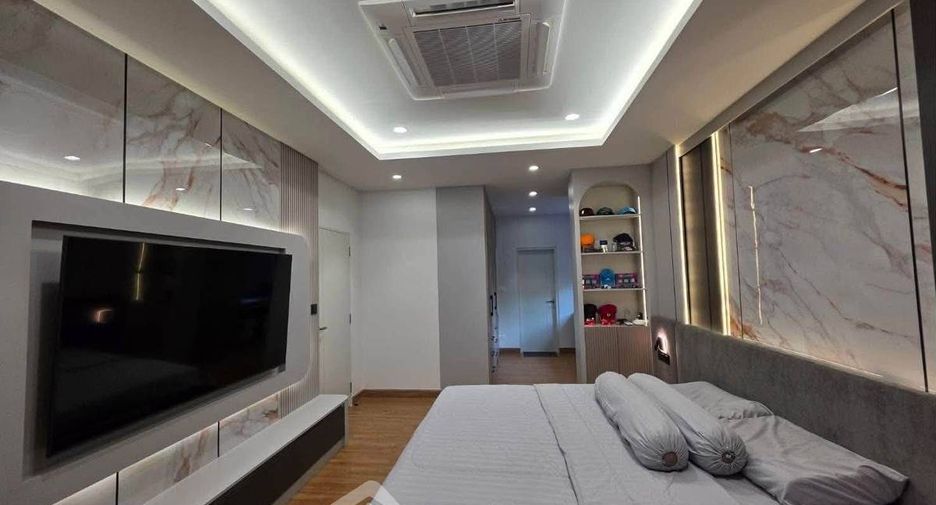 For sale 4 bedrooms house in Prawet, Bangkok