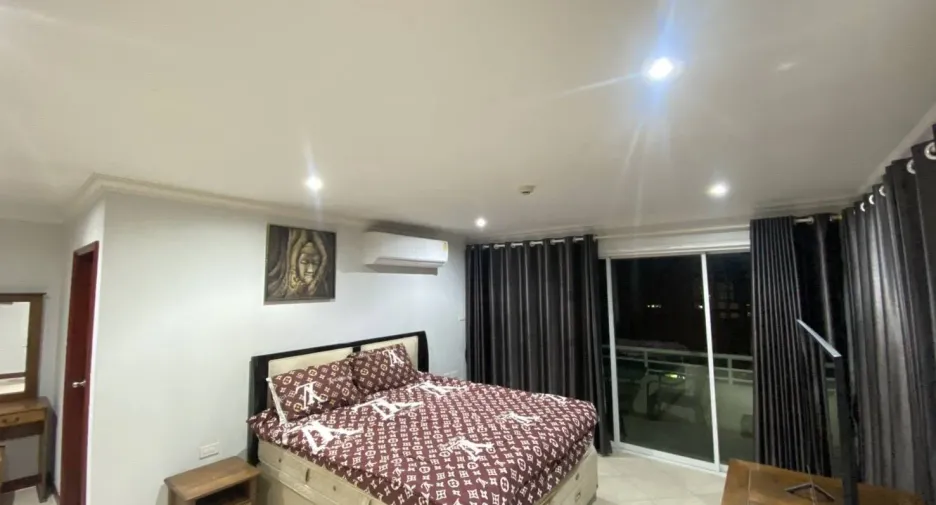 Condo en alquiler de 3 habitaciones en Bang Lamung, Chonburi