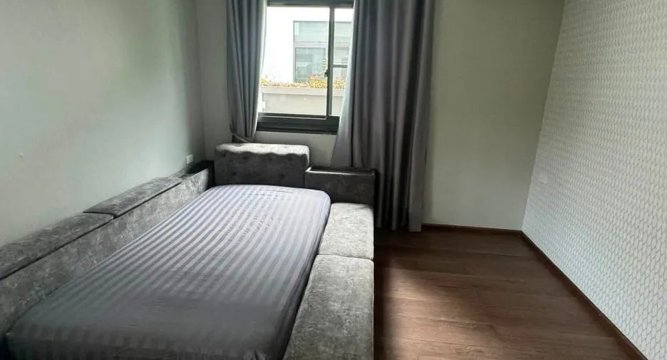 Casa en alquiler de 4 habitaciones en Bang Phli, Samut Prakan