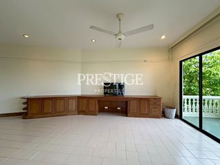 For rent 2 bedrooms condo in Na Jomtien, Pattaya