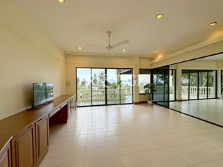 For rent 2 bedrooms condo in Na Jomtien, Pattaya