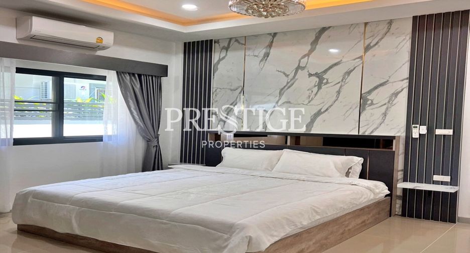 Haus zur Miete mit 5 Zimmer in Bang Lamung, Chonburi