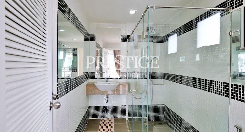 For rent 3 ベッドルーム house in Bang Lamung, Chonburi
