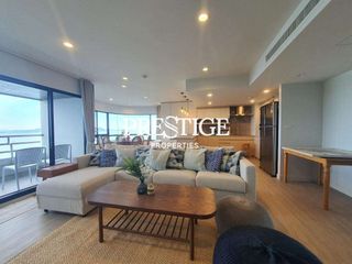 For rent 3 bedrooms condo in Na Jomtien, Pattaya