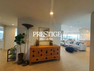 For rent 3 bedrooms condo in Na Jomtien, Pattaya
