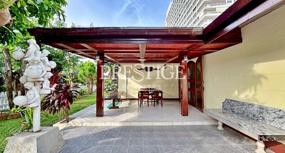 Haus zur Miete mit 5 Zimmer in Bang Lamung, Chonburi