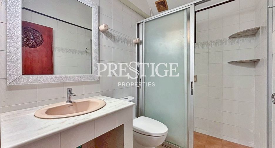 Haus zur Miete mit 5 Zimmer in Bang Lamung, Chonburi