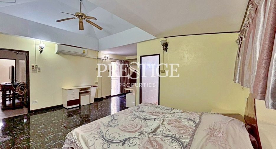 Haus zur Miete mit 5 Zimmer in Bang Lamung, Chonburi