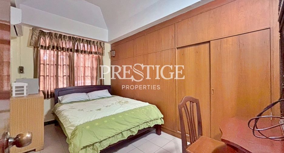 Haus zur Miete mit 5 Zimmer in Bang Lamung, Chonburi