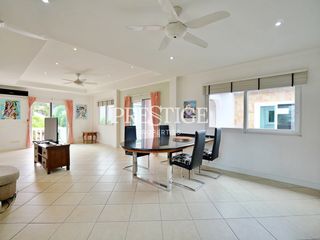 For rent 2 bedrooms house in Bang Lamung, Chonburi
