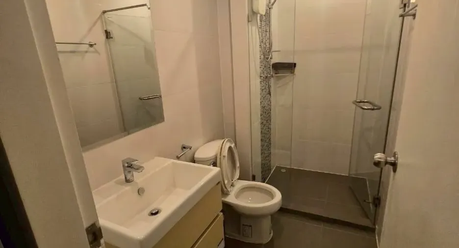 出租 2 卧室 公寓 在 Bang Sue, 曼谷